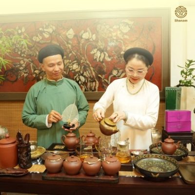 Trà trong văn hóa tiếp khách của người Việt